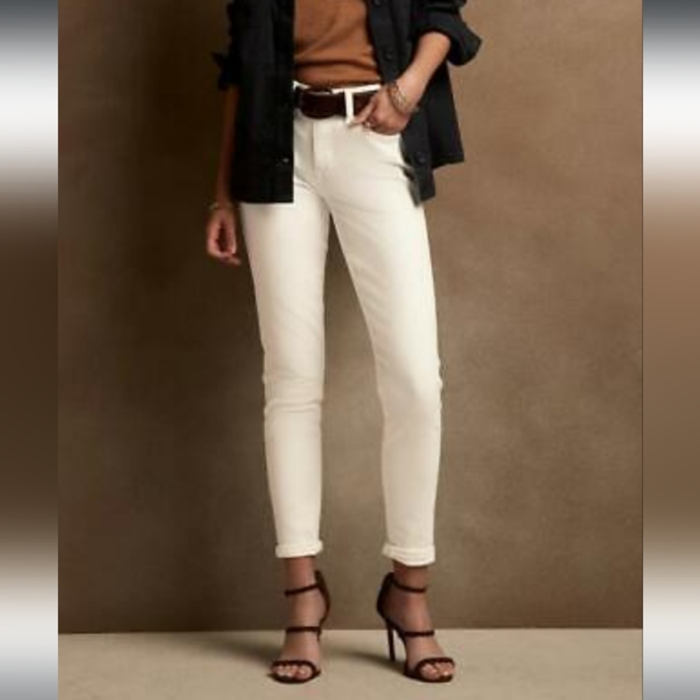 Banana Republic Mid Rise White Skinny Jeans